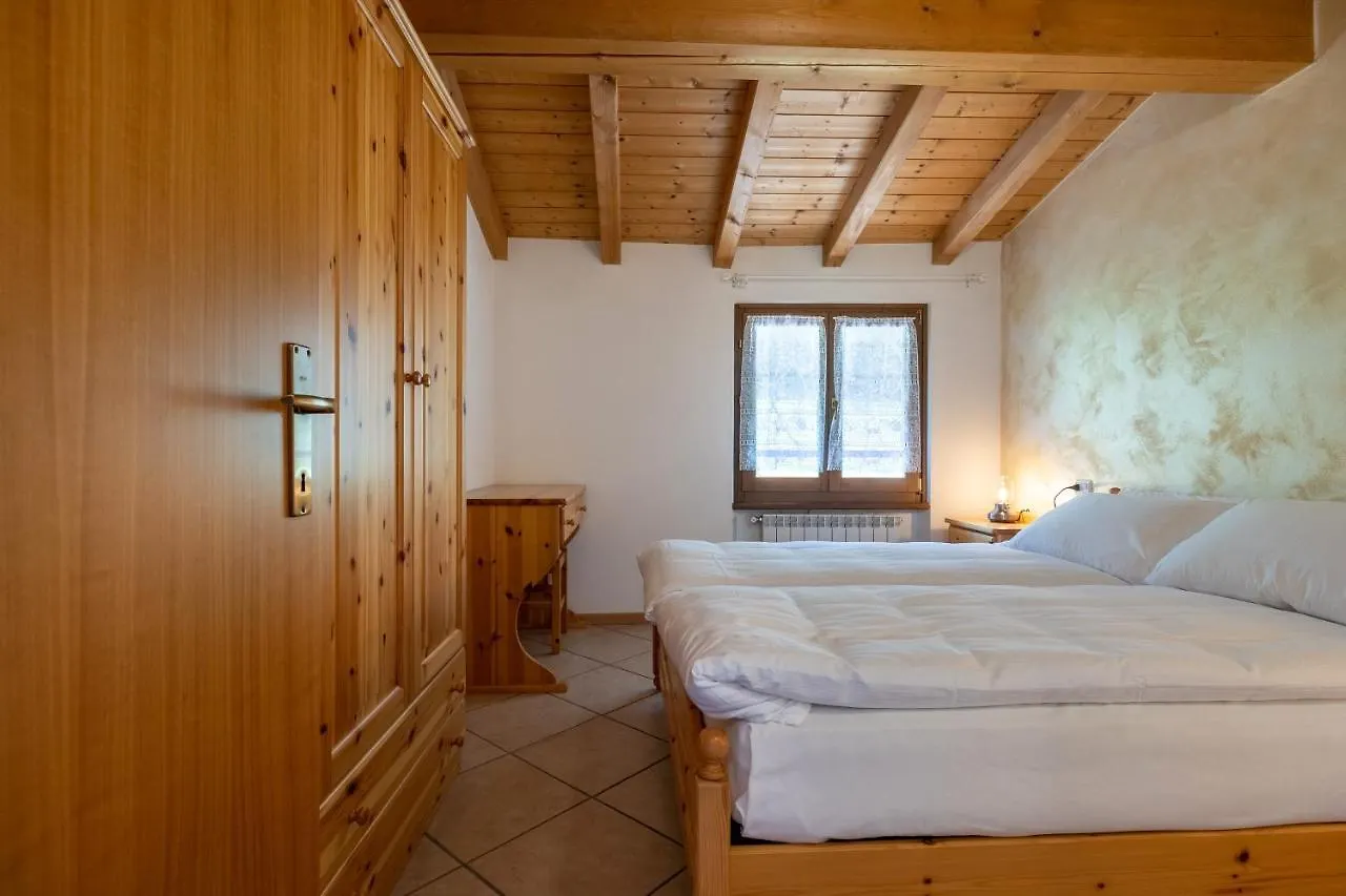 Apartment Agriturismo Val D' Egoi 3 Tremosine Italy